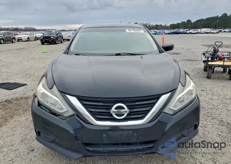 2017 Nissan Altima 2.5 z USA, uszkodzony, nr VIN 1N4AL3AP6HN332196